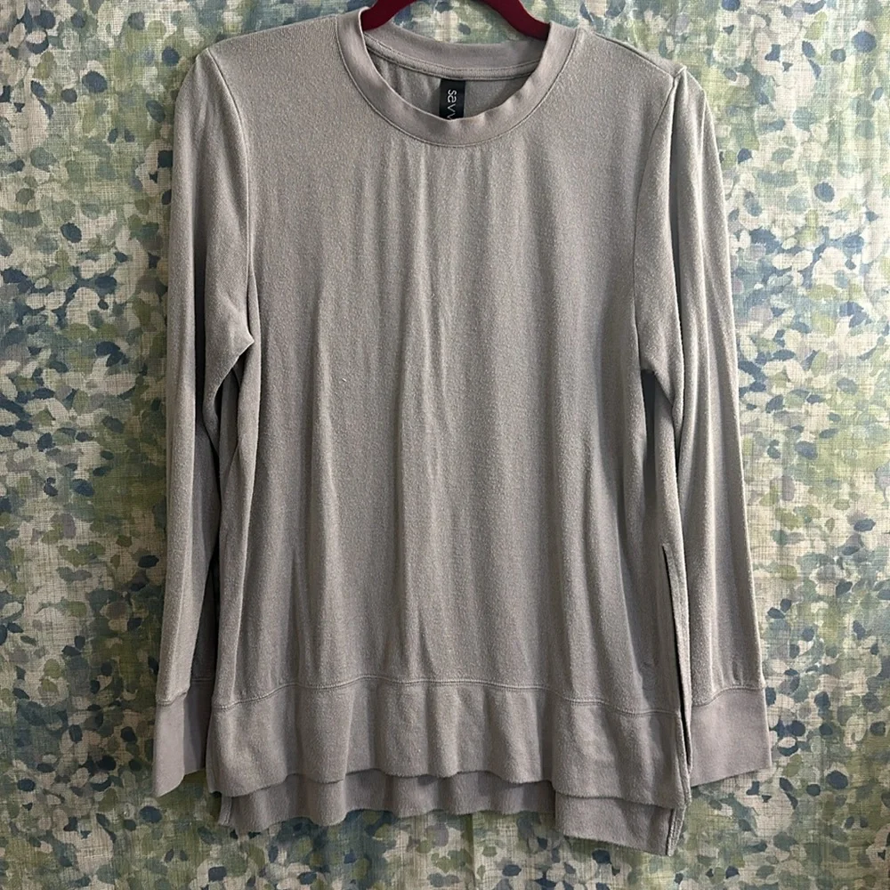 SAVVI Remy Sweater L/XL - Picture 3 of 5